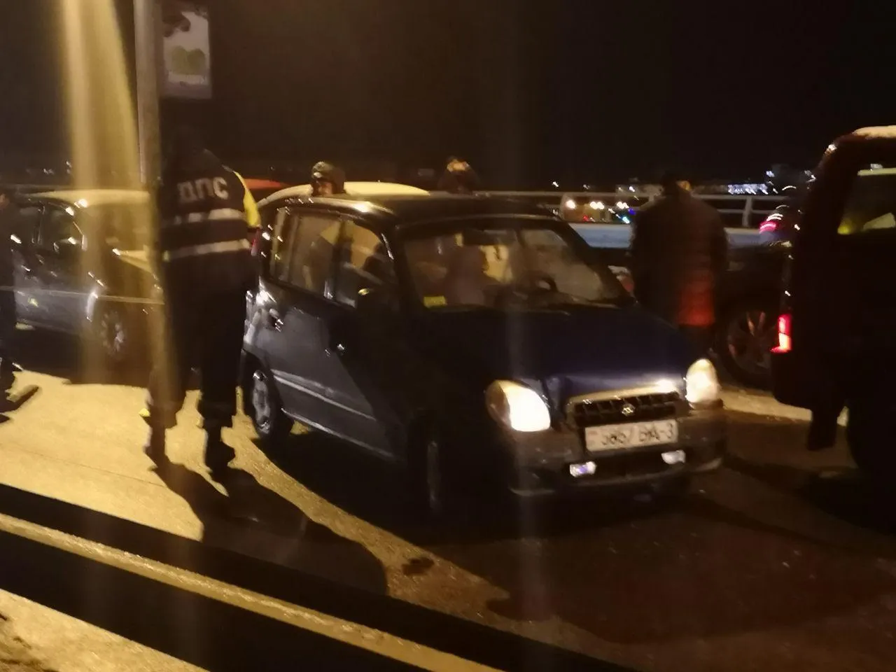 В Гомеле на Полесском мосту столкнулось восемь машин 